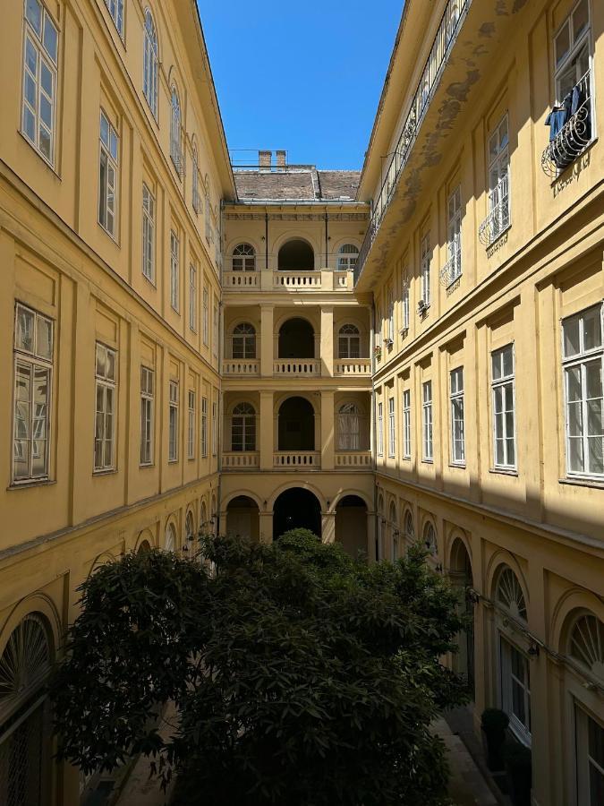 Old Town Apart Budapest Exterior photo